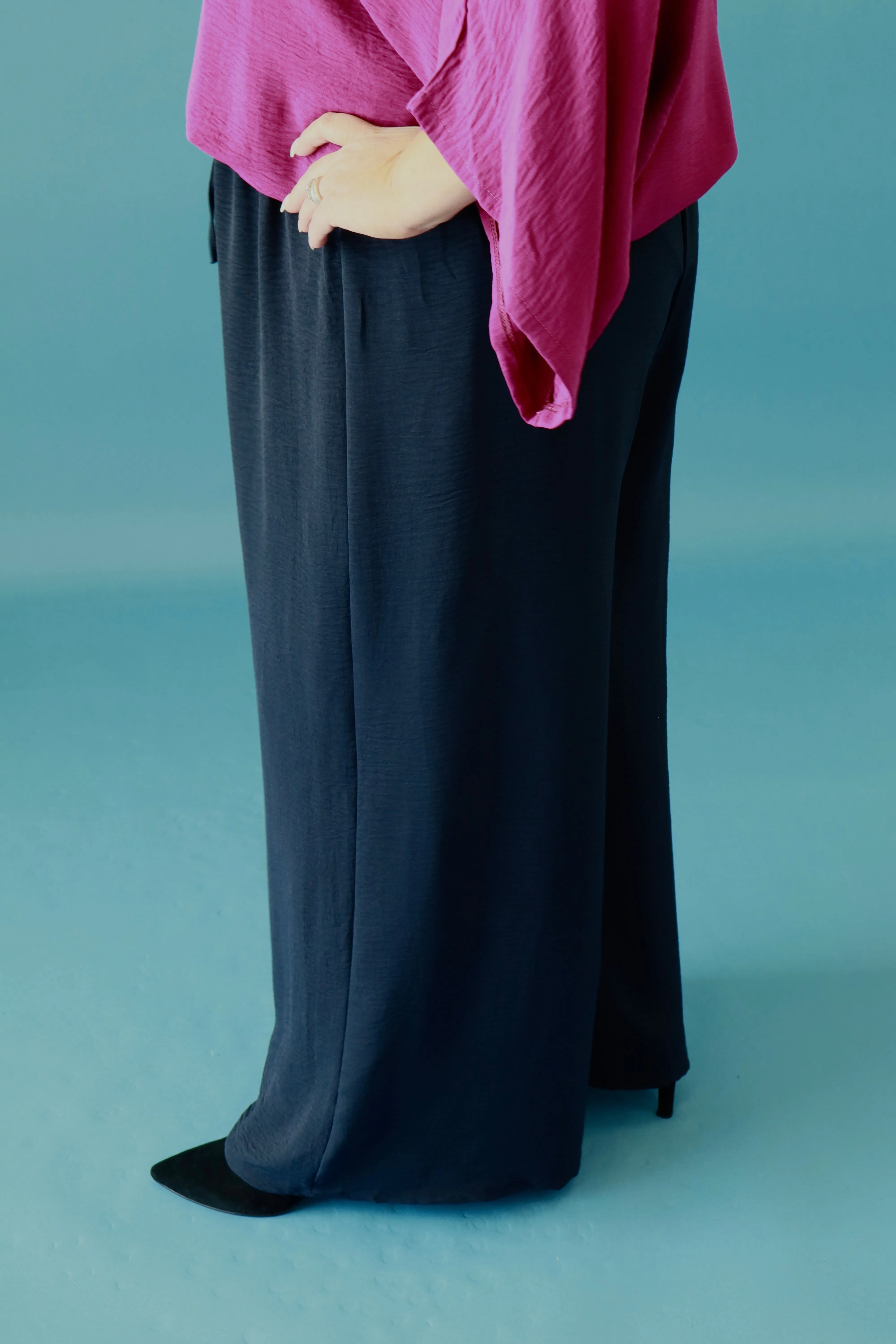 Bella Wide Leg Trousers in Navy